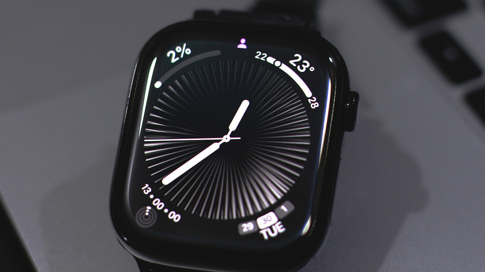 What Is The Purple Person Icon On Your Apple Watch? (And How To Turn It Off)