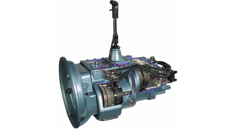 Eaton RT-13 range-splitter transmission on white background