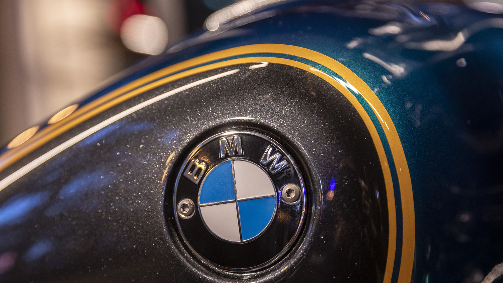 چیزی که بیش از 100 سال پیش موتور سیکلت اصلی BMW را بسیار باحال کرد