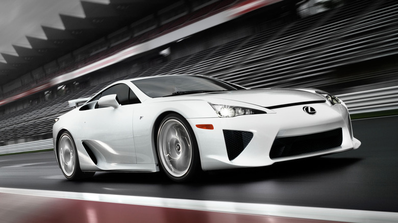 Lexus LFA track driving