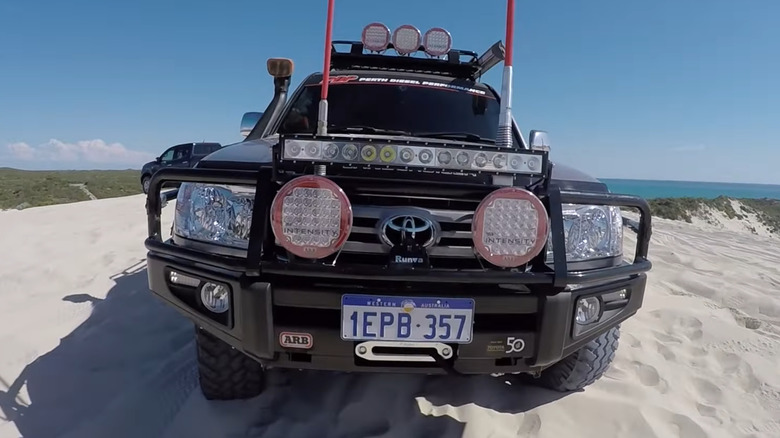 Front view profile of a modified 100 series Land Cruiser