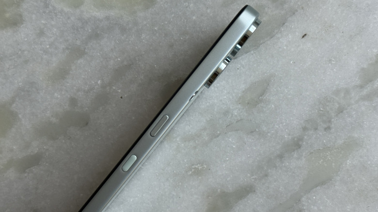 Essential key on CMF Phone 2 Pro.