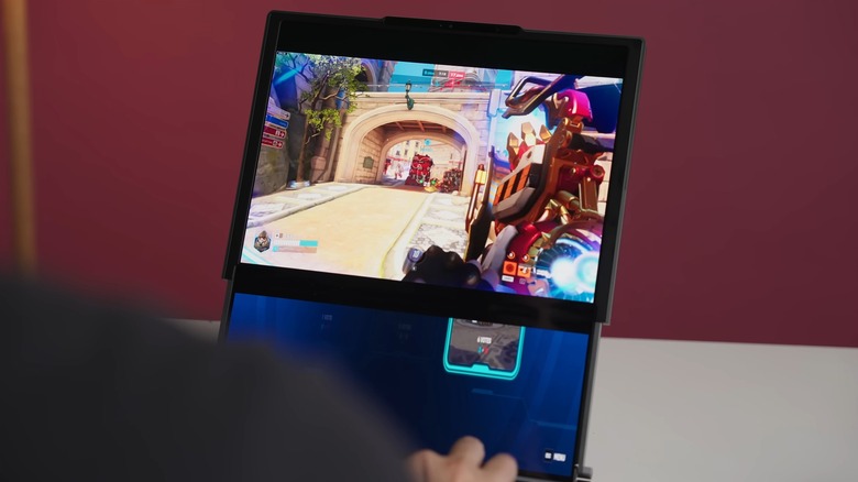 Lenovo ThinkBook Plus Gen 6 only using part of the screen to play a game