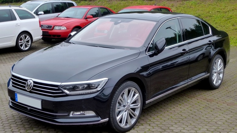 Black VW Passat B8