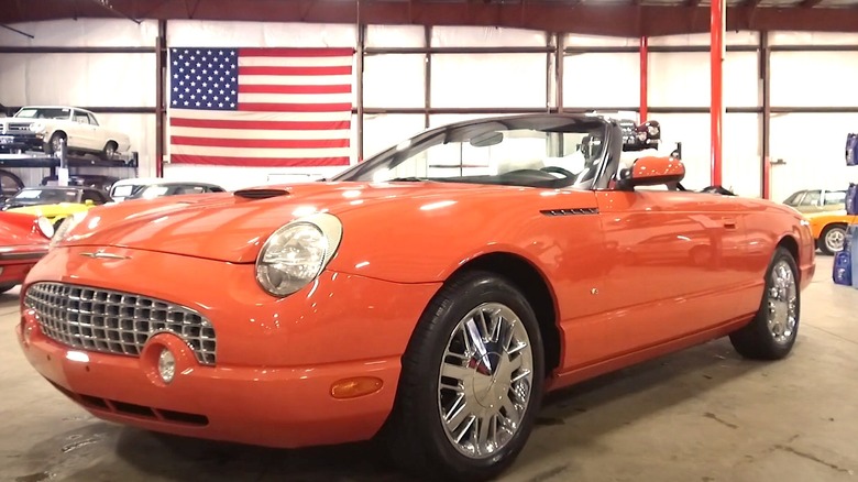 '03 007 Ford Thunderbird
