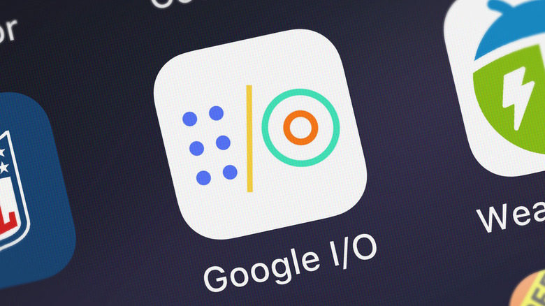 Logotipo de Google I/O en el teléfono