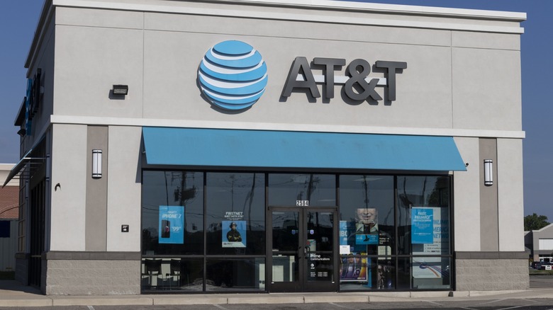 AT&T retail location