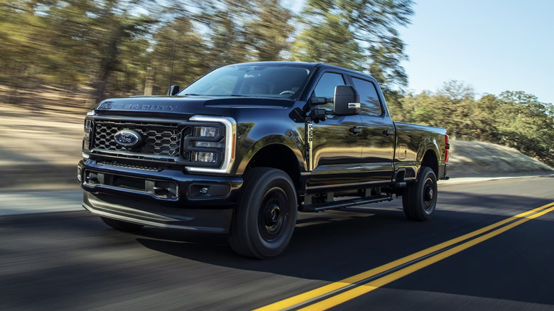 2023 Ford Super Duty road driving