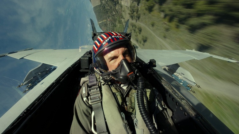 Tom Cruise Top Gun Maverick jet