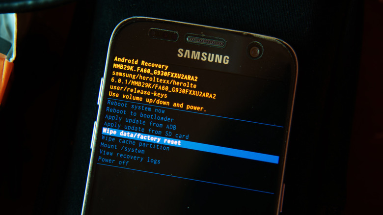 Recovery mode screen on Samsung