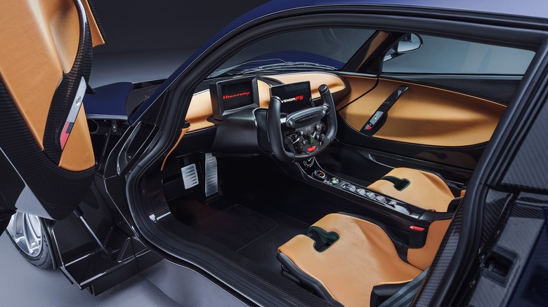 Hennessey Venom F5 interior