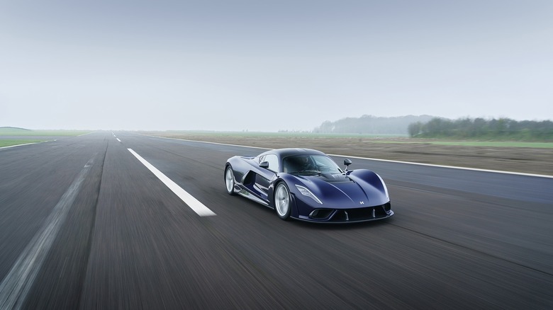 Hennessey Venom F5 at speed