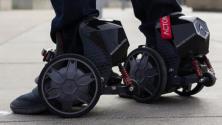 Acton Rocket Skates in black
