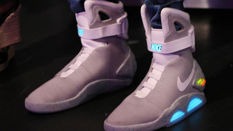 nike mag original