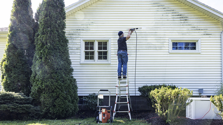 Pressure Washer