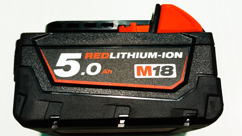 Milawaukee red lithium- ion M18 battery