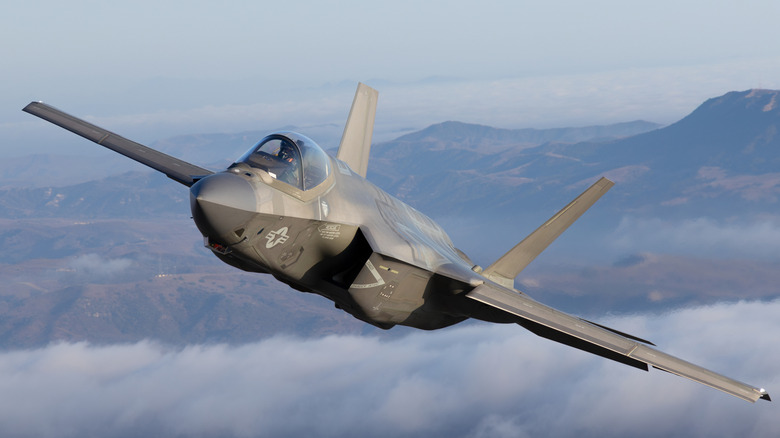 Very close side view of a F-35C Lightning II over South California