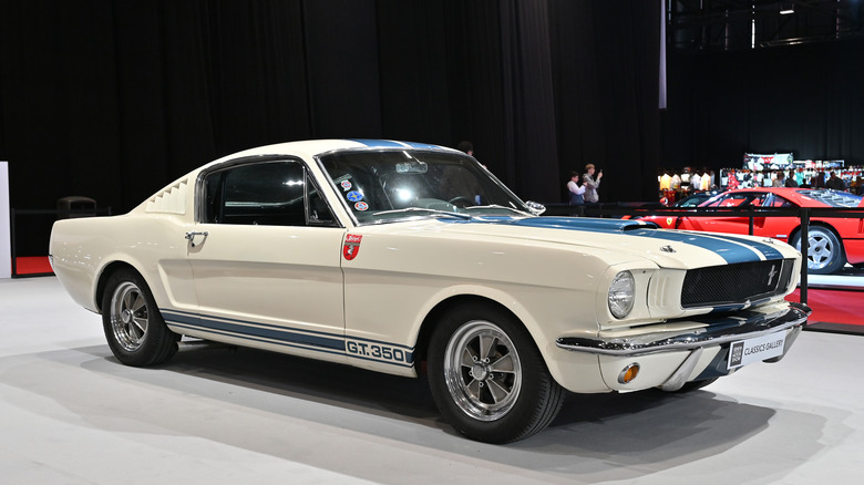 Shelby GT350 on display