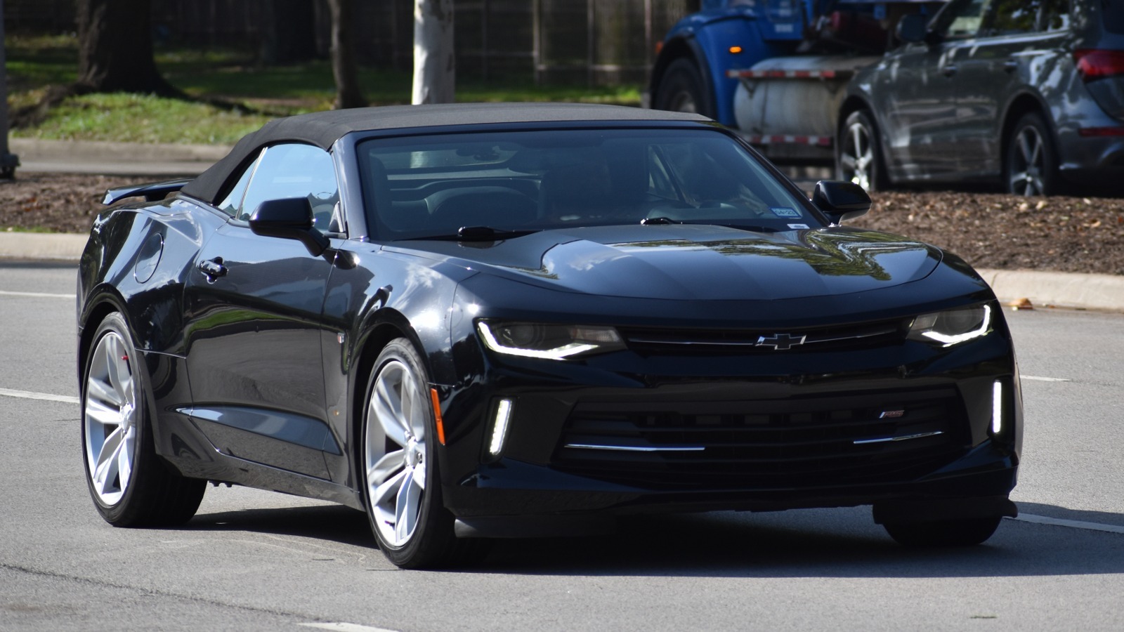What’s The Difference Between Chevrolet Camaro 1LS And LT1? – SlashGear