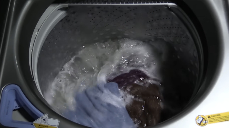 An LG Mega Capacity Washer in a heavy duty cycle