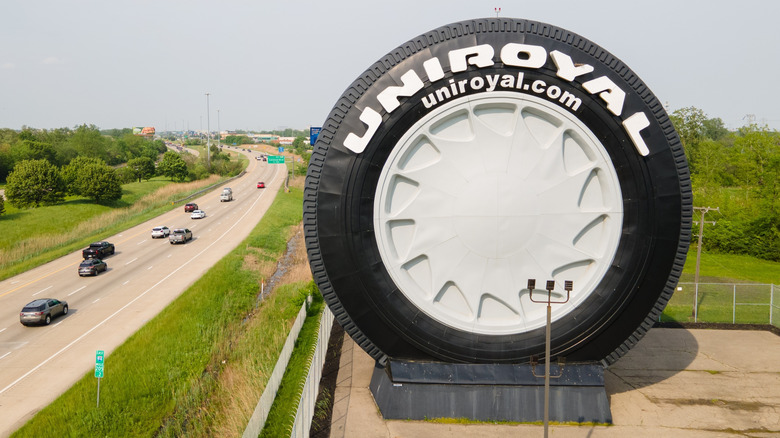 Giant Uniroyal tire near Detroit
