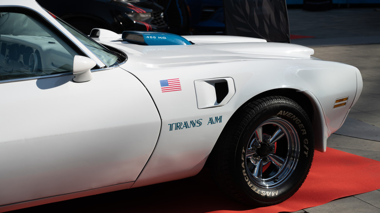 Front right fender of a Pontiac Trans Am with 455 H.O. engine