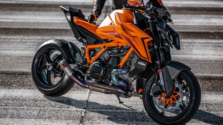 Close up of 1390 Super Duke R Evo engine