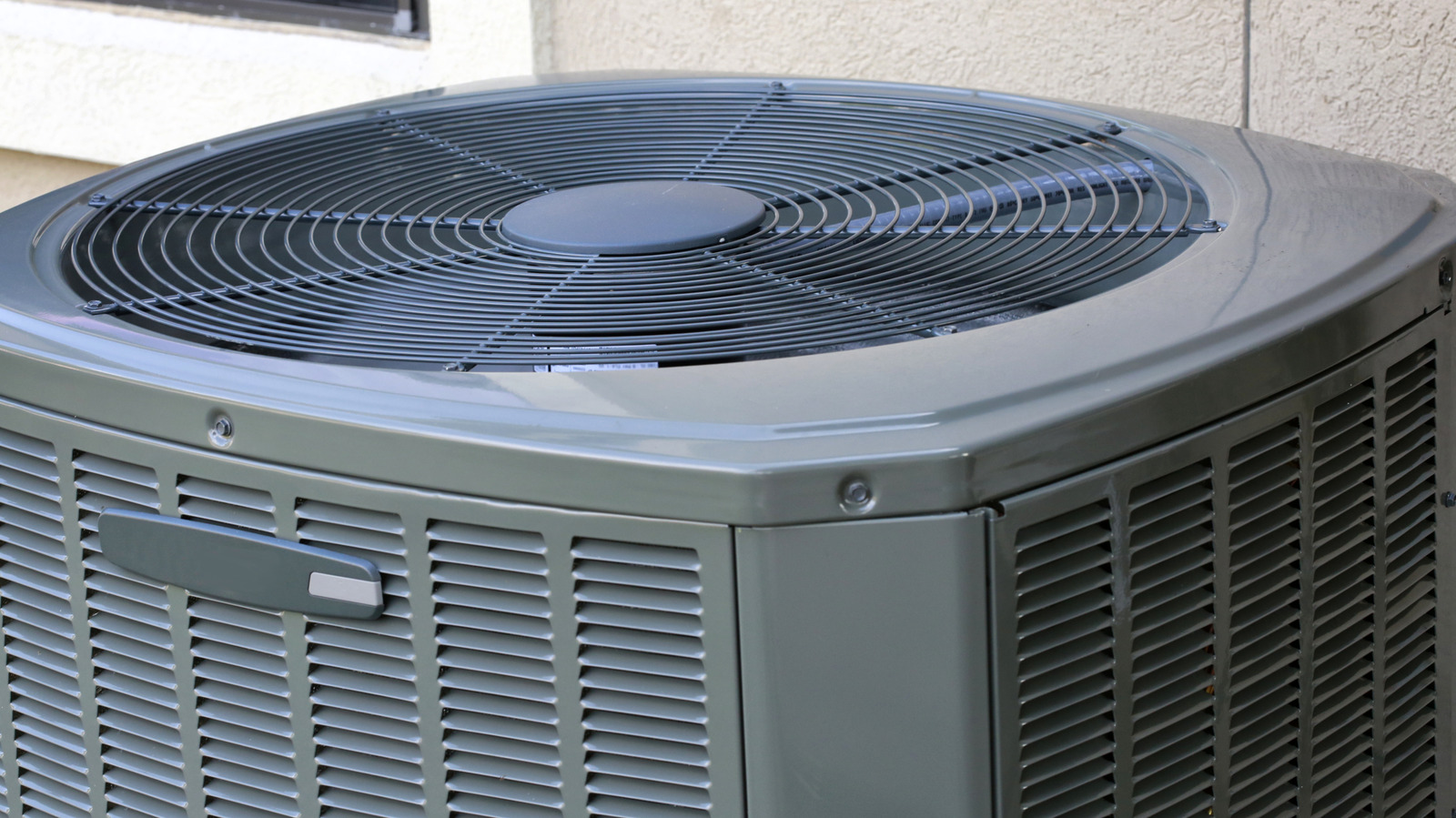 What's The Minimum Distance To Leave Between An Outdoor Air Conditioner Unit And The Wall?