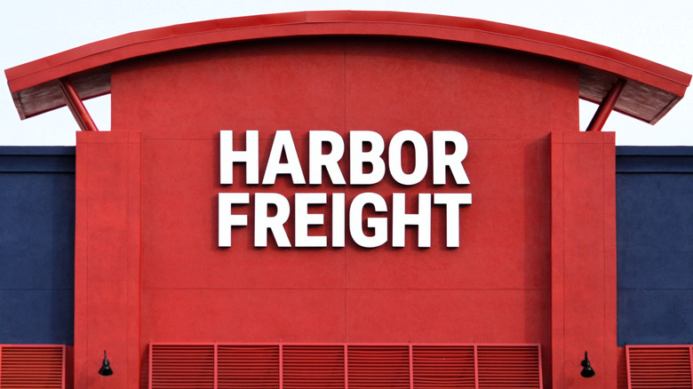 The front of a Harbor Freight store.