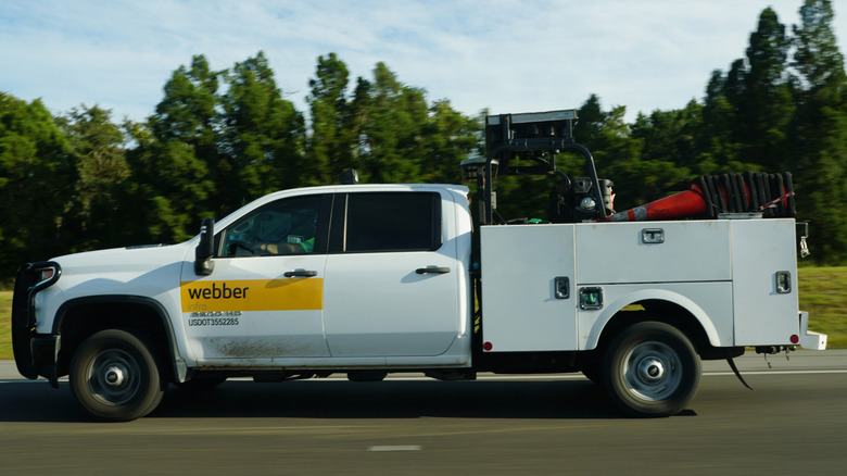 Truck with USDOT number visible on door