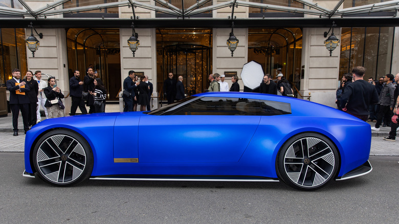 Side view of a blue Jaguar Type 00 concept car