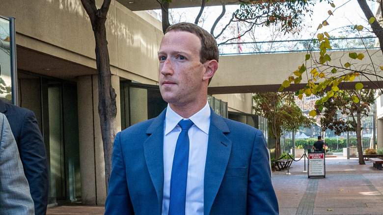Mark Zuckerberg arriving in court