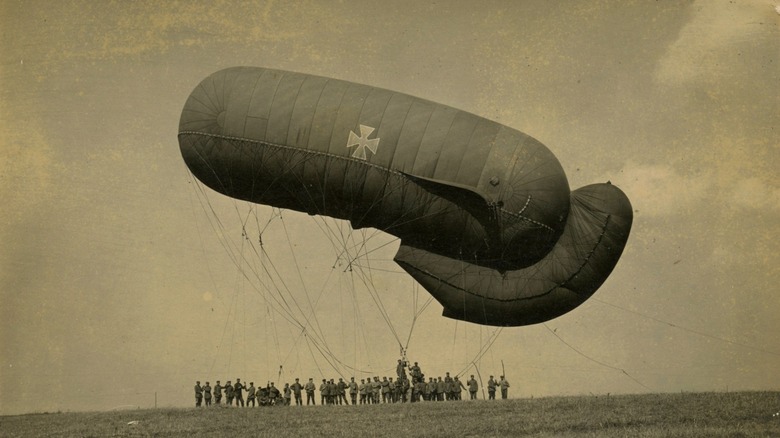 German Parseval-Siegsfeld type balloon at Équancourt in 1916