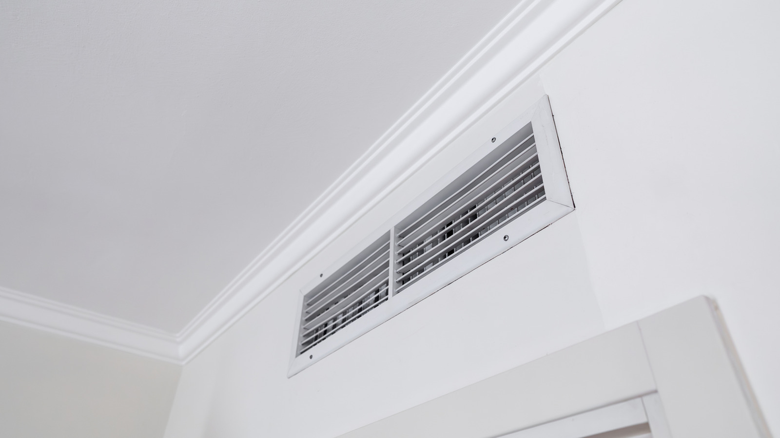 Which Direction Should Your Air Conditioner Vents Point For Optimized Cooling?