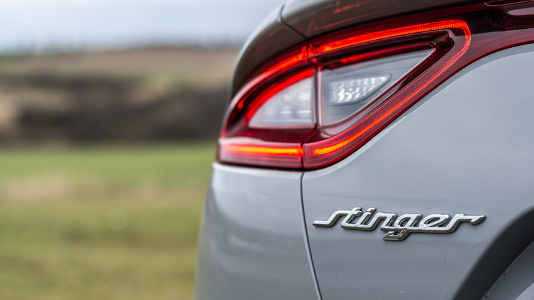 Kia Stinger emblem