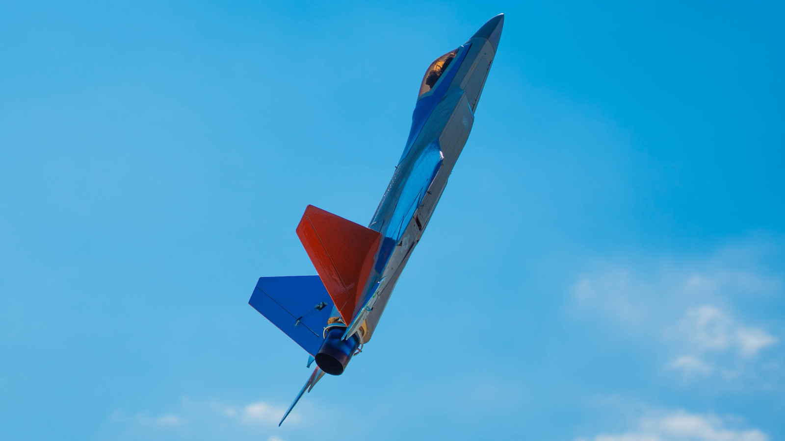 Which Fighter Jets Can Do The Cobra Maneuver?