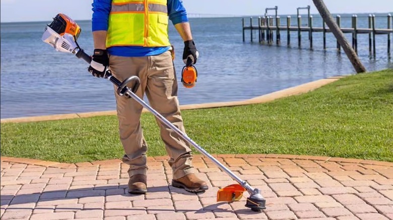 Stihl KombiSystem string trimmer with 91 R motor