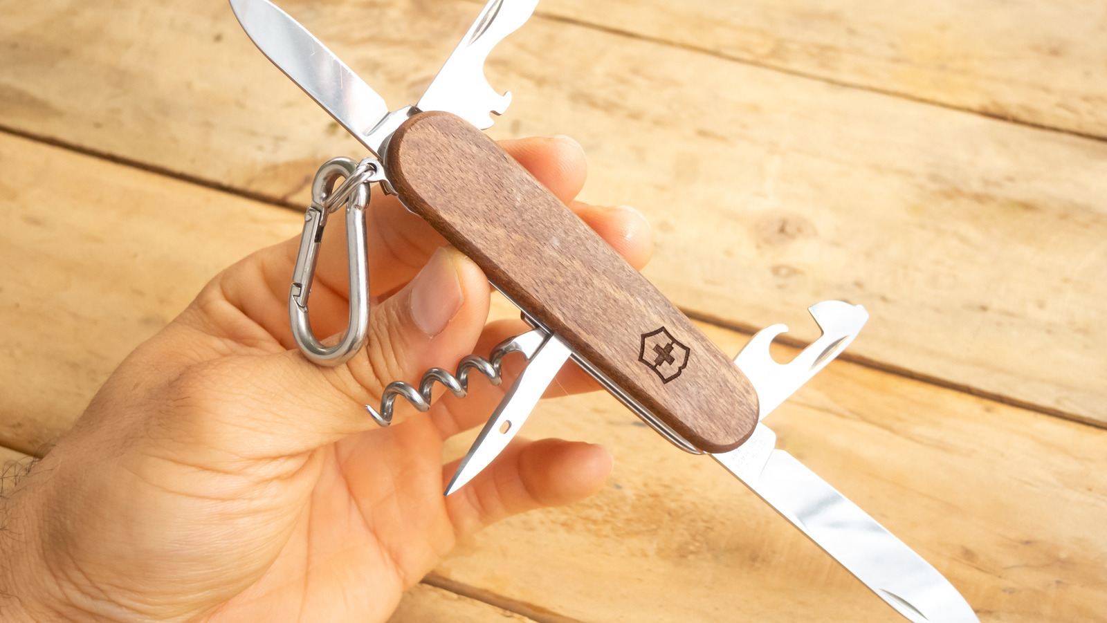 Which Swiss Army Knife Is Used By The Military?