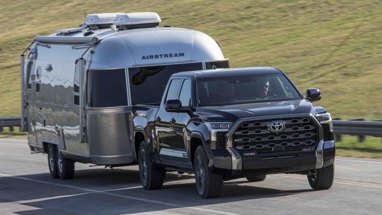 Black Toyota Tundra towing airstream trailer