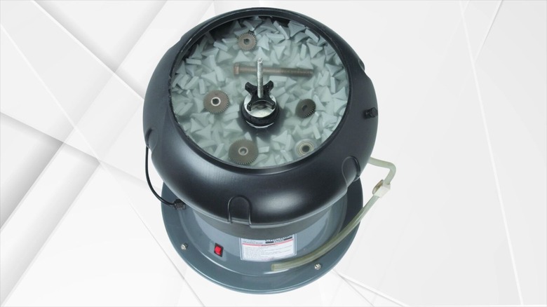 Chicago Electric Power Tools 18 lb tumbler