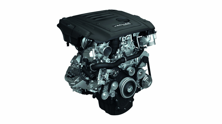 Front 3/4 view of Jaguar Ingenium engine