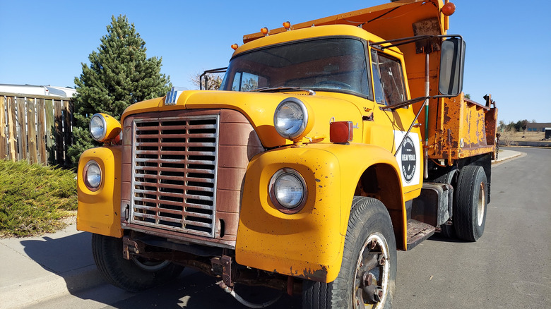 Yellow International Loadstar parked