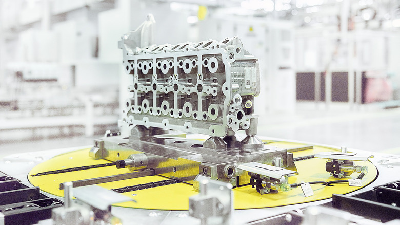 The Ingenium engine block photographed in the JLR Engine Manufacturing Center