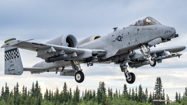 A United States Air Force A10 Thunderbolt II aircraft landing