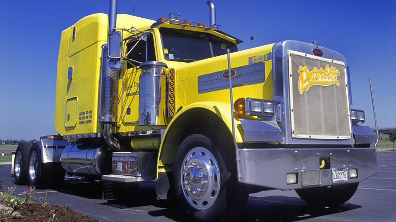 Peterbilt tractor in parking lot on the interstate 55 near Jackson Mississippi