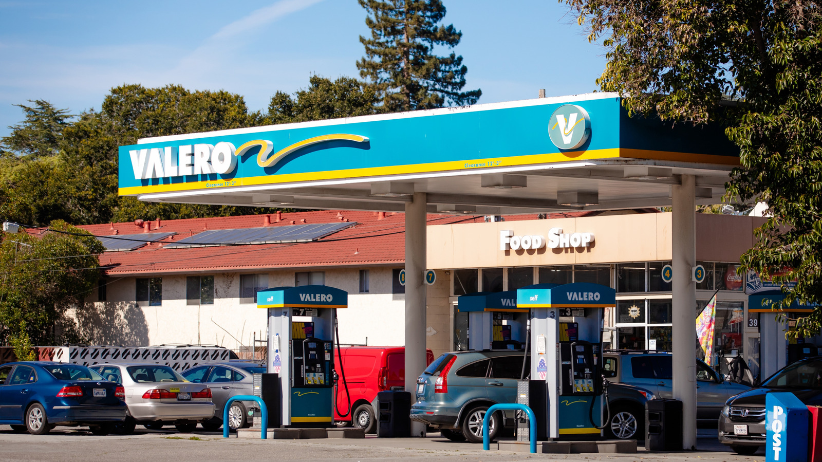 Valero Gas Logo