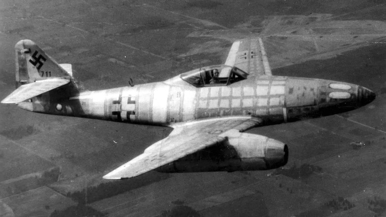 Messerschmitt Me 262 Schwable in flight, black and white photo from above