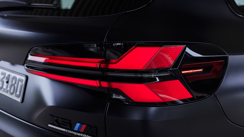 The taillights of a BMW X5, showing the side marker light