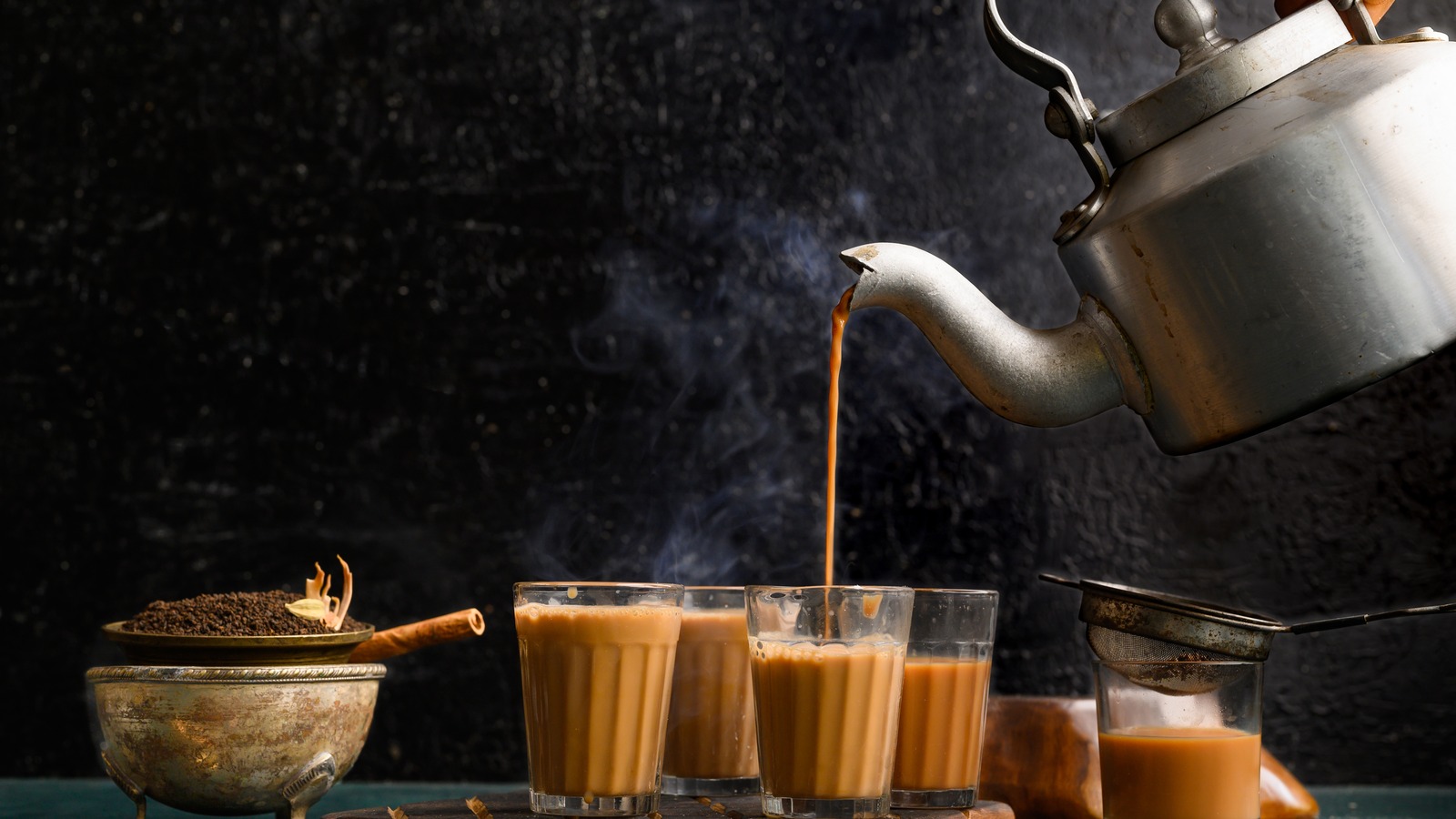 Why Americans Don’t Buy Electric Tea Kettles (And Why They Should)