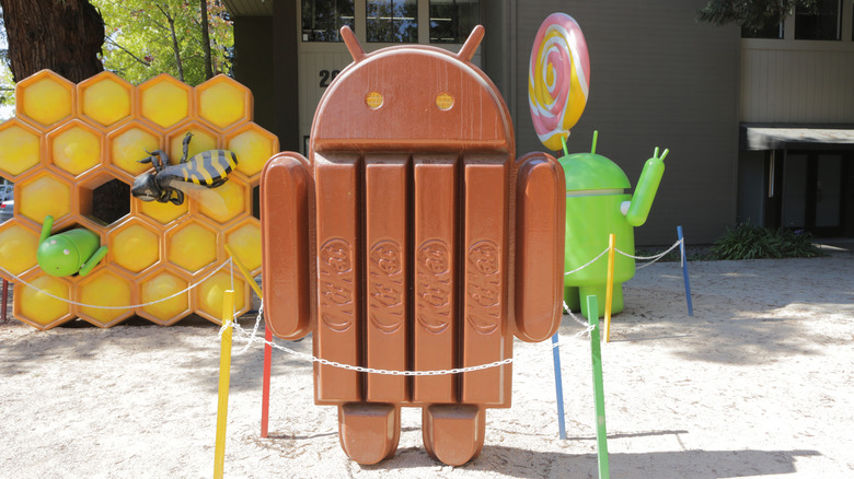 Android KitKat mascot on display